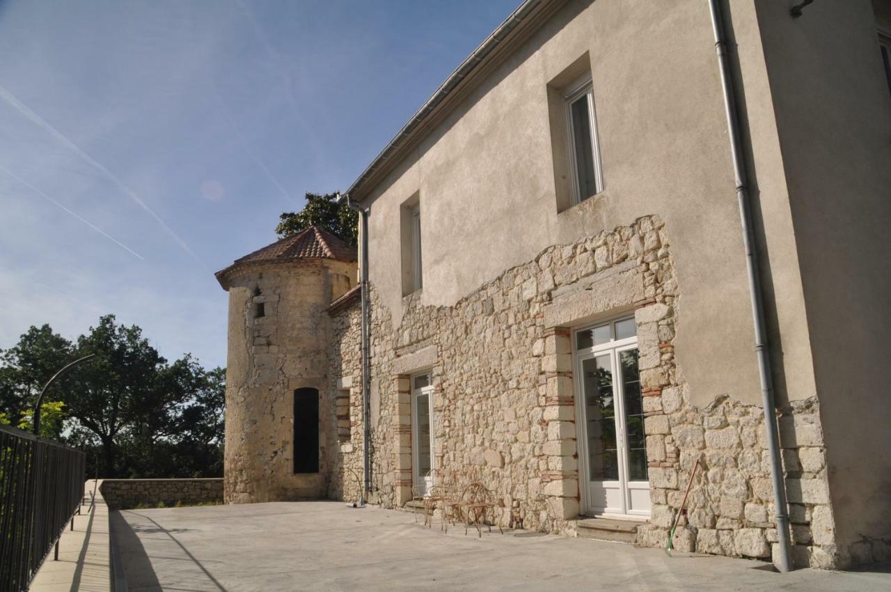 Loustalneou Bed & Breakfast Saint-Pierre-de-Clairac ภายนอก รูปภาพ